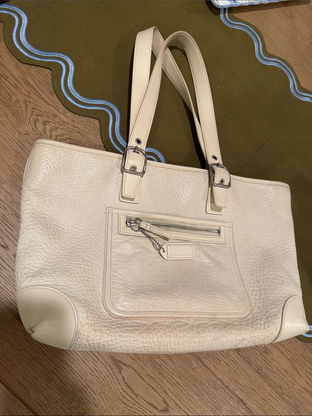 Coach Hamptons Pebbled Leather Cream Tote with Tag (Dec 2003) - 15 in by 10 in